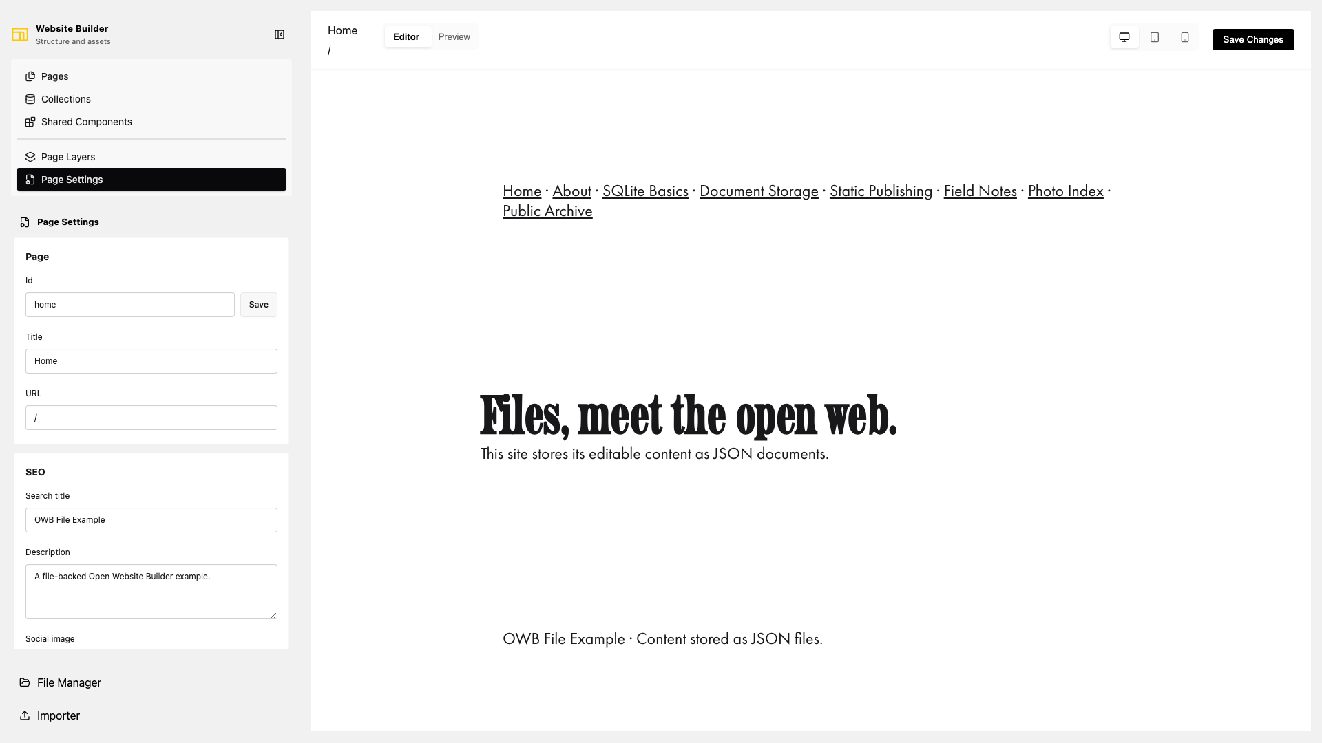 Page identity and SEO settings beside the live desktop canvas.